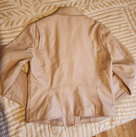 Pink leather look moto jacket - Picture 3 of 3